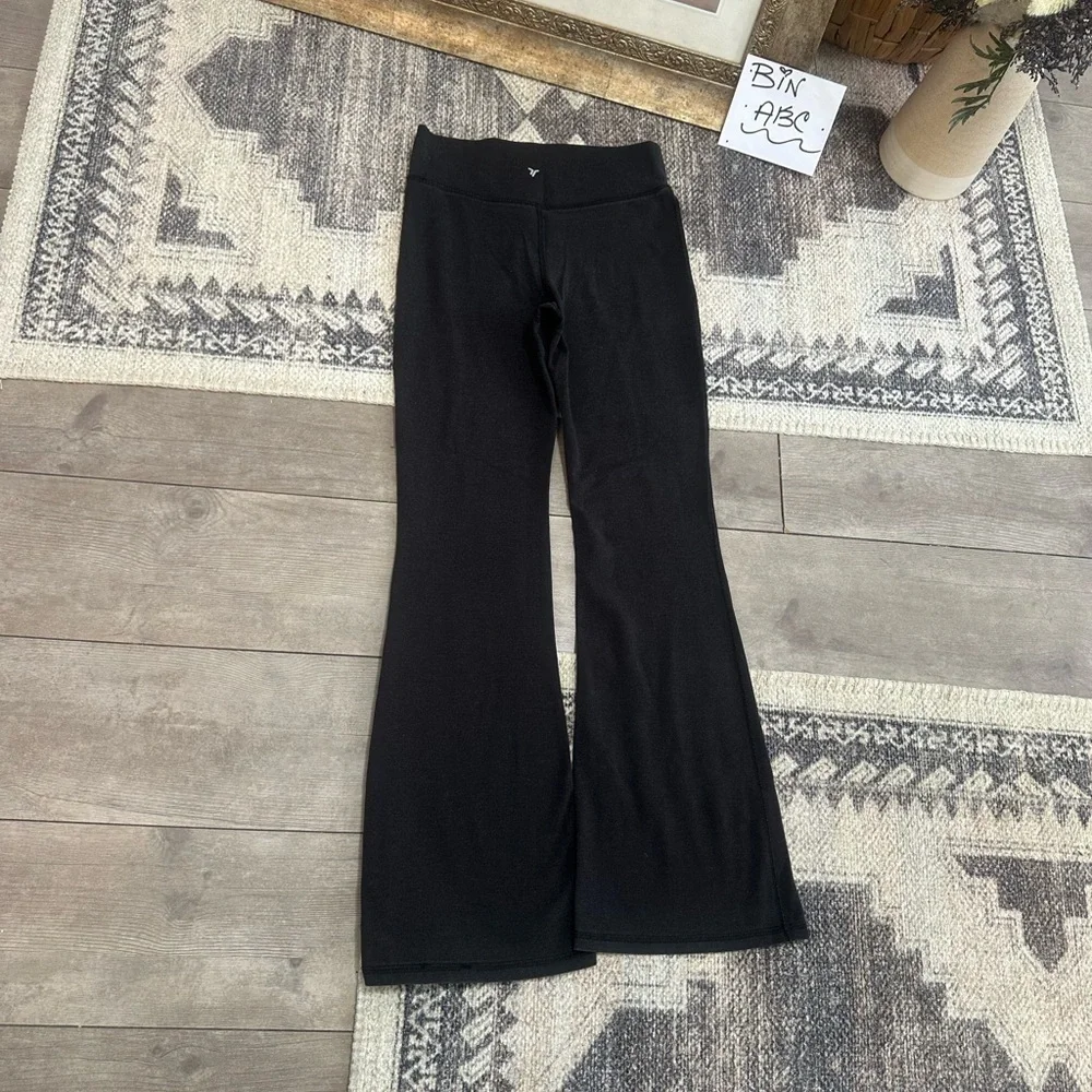 Old Navy Active Girls Black High Rise Flare Pants Size large Go Dry High Rise